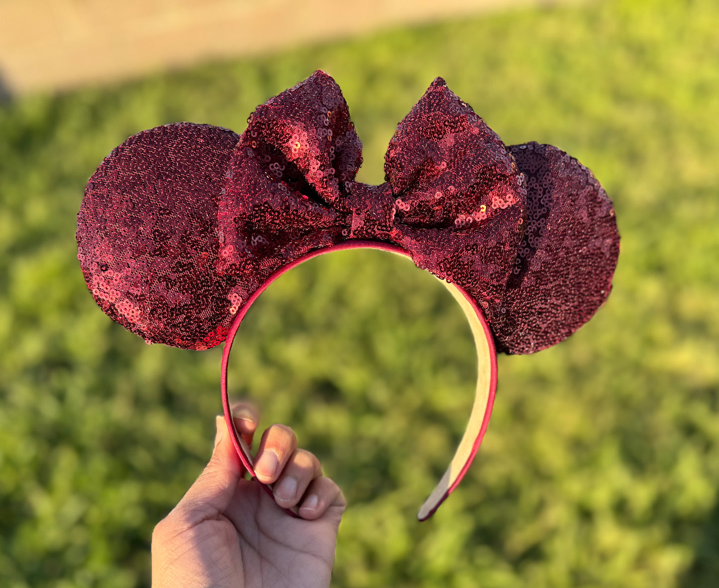 Limited solid velvet ears and sequin ears. (Colored headband)