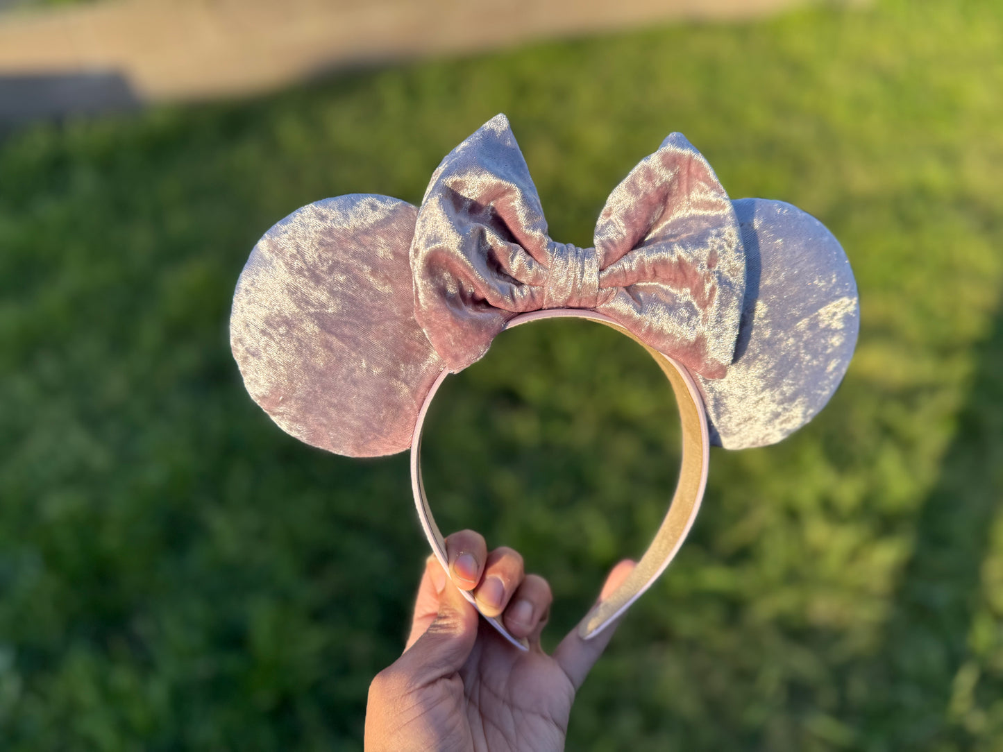 Limited solid velvet ears and sequin ears. (Colored headband)
