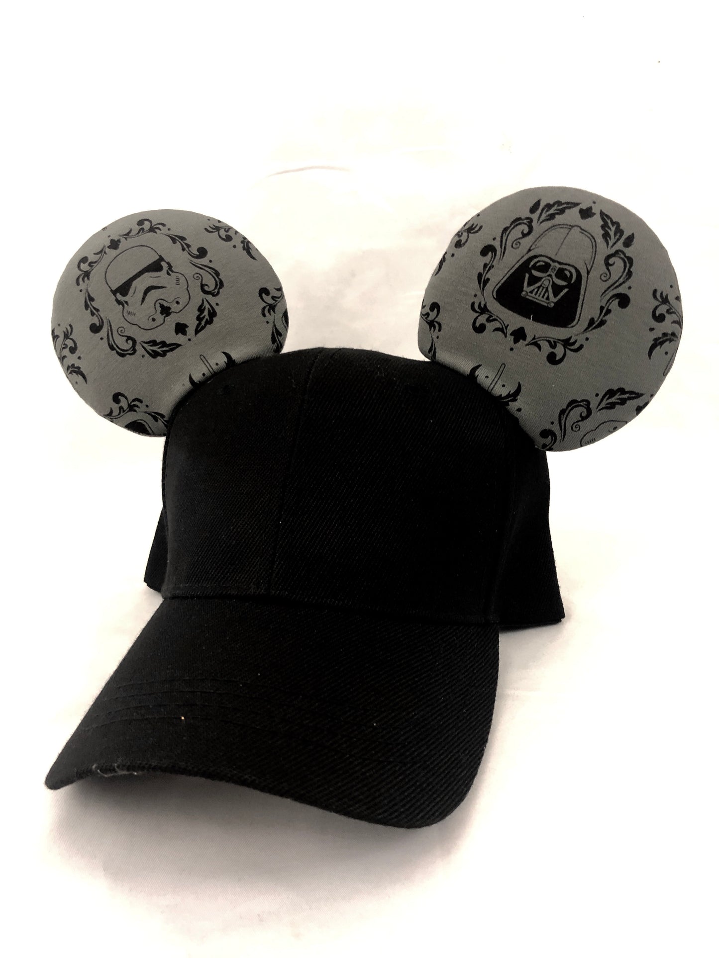 Darth and storm men’s hat