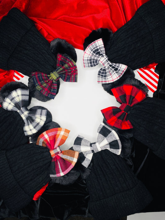 Beanie with plaid bow